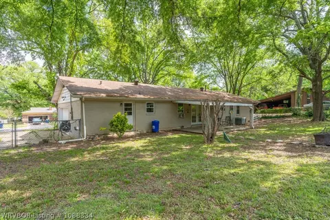 Exterior - 215 N 57th St, Fort Smith, AR 72903 photo 8 of 11