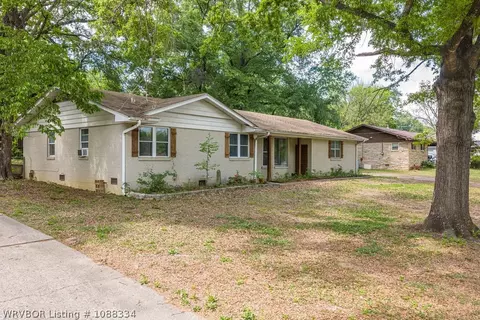 Exterior - 215 N 57th St, Fort Smith, AR 72903 photo 3 of 11