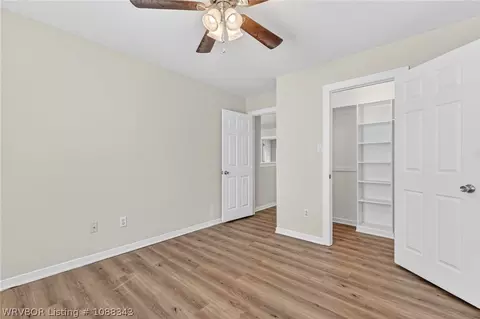 Bedroom - 836 Eagle Crest Dr, Alma, AR 72921 photo 4 of 9