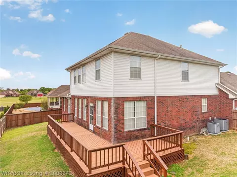Exterior - 836 Eagle Crest Dr, Alma, AR 72921 photo 7 of 11