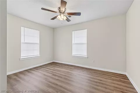 Bedroom - 836 Eagle Crest Dr, Alma, AR 72921 photo 5 of 9