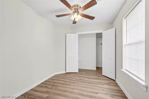 Bedroom - 836 Eagle Crest Dr, Alma, AR 72921 photo 8 of 9