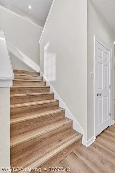 Entry Way - 836 Eagle Crest Dr, Alma, AR 72921 photo 2 of 3