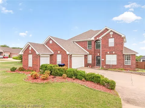 Exterior - 836 Eagle Crest Dr, Alma, AR 72921 photo 10 of 11