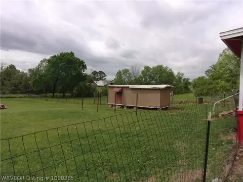 823 E Harden St, Altus, AR 72821 photo 4