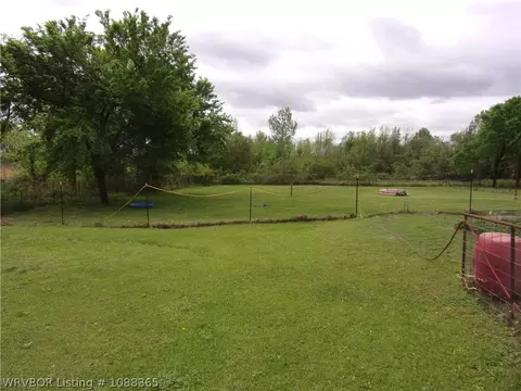 823 E Harden St, Altus, AR 72821 photo 5