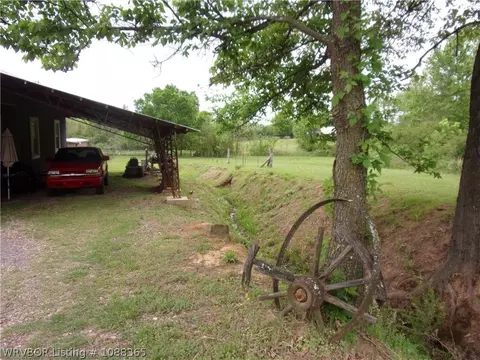823 E Harden St, Altus, AR 72821 photo 23