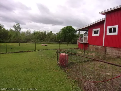 823 E Harden St, Altus, AR 72821 photo 2