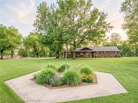 110662 S 4750 Rd, Muldrow, OK 74948