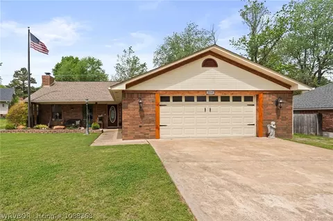 2210 Breckenridge Ter, Greenwood, AR 72936