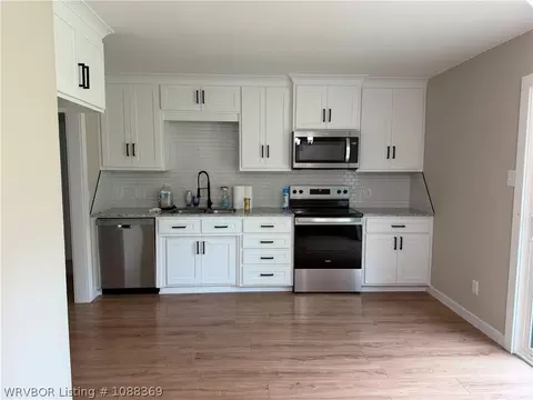 Kitchen - 6725 Jackson St, Fort Smith, AR 72903 photo 1 of 1