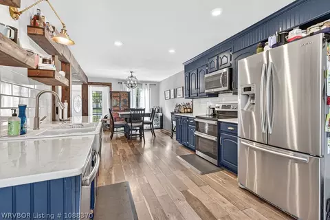 Kitchen - 3001 S 105th St, Fort Smith, AR 72903 photo 2 of 6