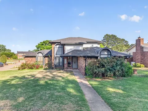 3001 S 105th St, Fort Smith, AR 72903