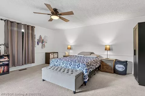 Bedroom - 3001 S 105th St, Fort Smith, AR 72903 photo 1 of 4