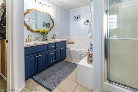 Bath - 6428 Galven, Fort Smith, AR 72916 photo 1 of 8