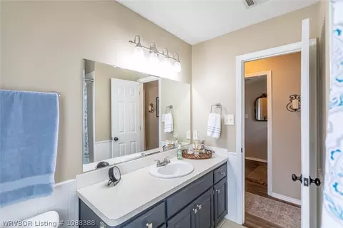 Bath - 6428 Galven, Fort Smith, AR 72916 photo 8 of 8
