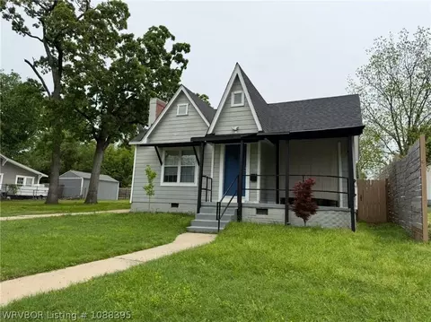 Exterior - 1507 S 17th St, Fort Smith, AR 72901 photo 2 of 13