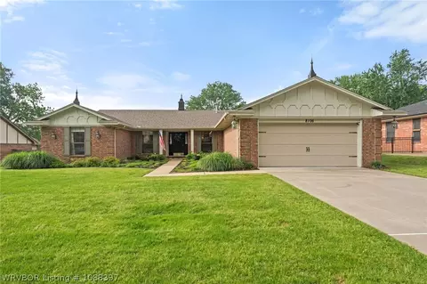 8106 Yorktown Rd, Fort Smith, AR 72903