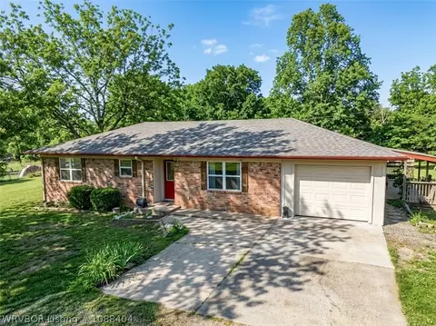 333 Powell Ln, Cedarville, AR 72932