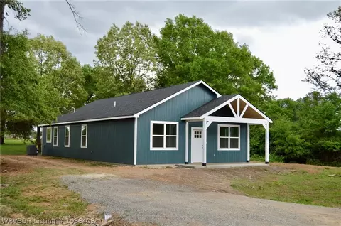 103 Blackstone Cir, Wister, OK 74966