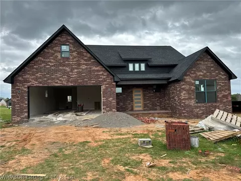 408 Waggoner Ln, Barling, AR 72923