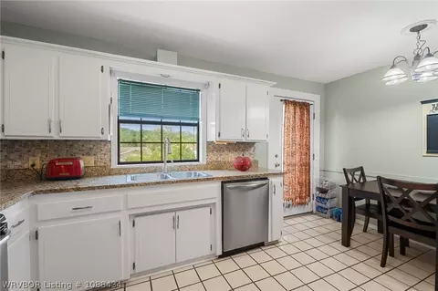 Kitchen - 1605 S Independence St, Fort Smith, AR 72901 photo 4 of 4