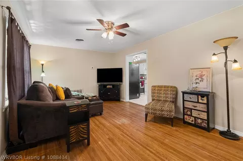 Living - 1605 S Independence St, Fort Smith, AR 72901 photo 1 of 2