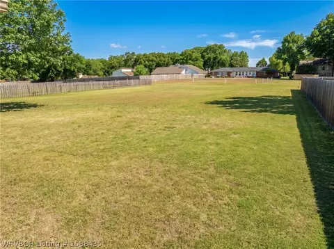 Exterior - 9900 Kingsley Pl, Fort Smith, AR 72908 photo 6 of 7
