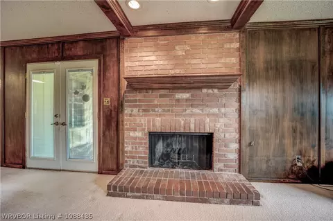 Living - 9900 Kingsley Pl, Fort Smith, AR 72908 photo 2 of 3
