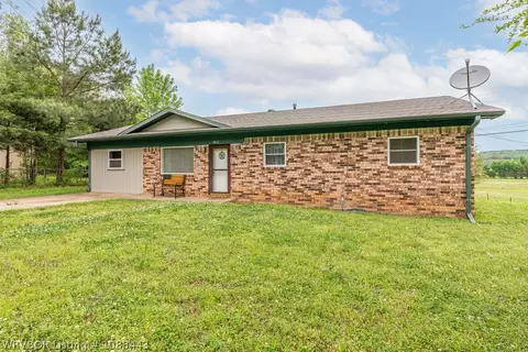 Exterior - 4014 Pleasant St, Ozark, AR 72949 photo 2 of 2