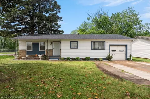 4932 S 34th St, Fort Smith, AR 72903