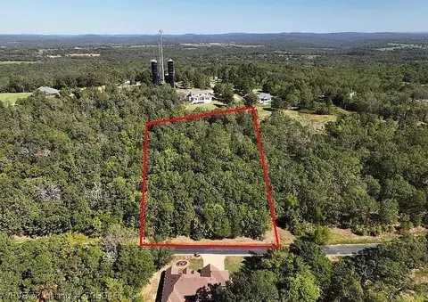 30 River Overlook Loop, Van Buren, AR 72956