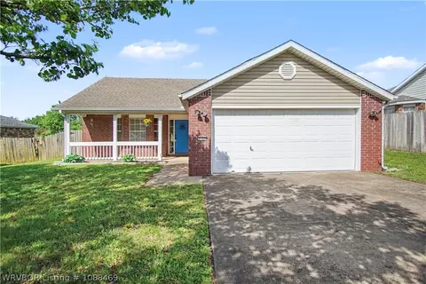 1175 Oleander Ln, Fayetteville, AR 72704
