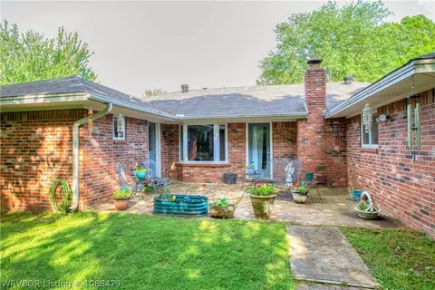 Exterior - 3008 Briar Cv, Fort Smith, AR 72903 photo 6 of 8