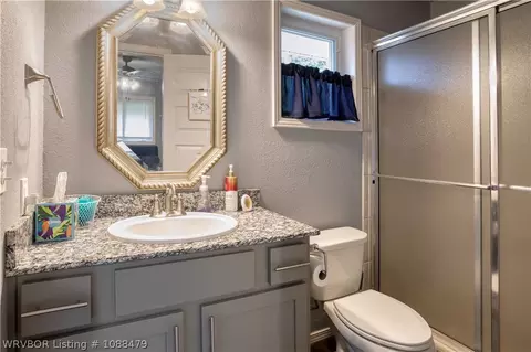 Bath - 3008 Briar Cv, Fort Smith, AR 72903 photo 1 of 3