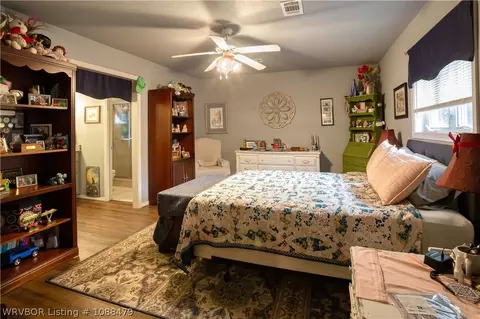 Bedroom - 3008 Briar Cv, Fort Smith, AR 72903 photo 4 of 4