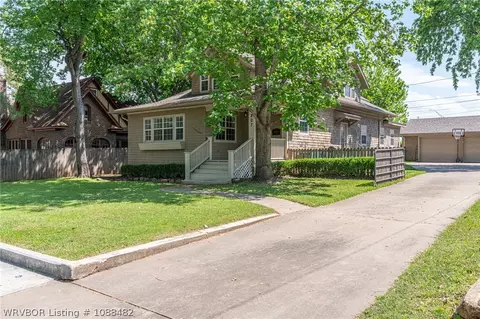 Exterior - 807 S 26th St, Fort Smith, AR 72901 photo 5 of 13