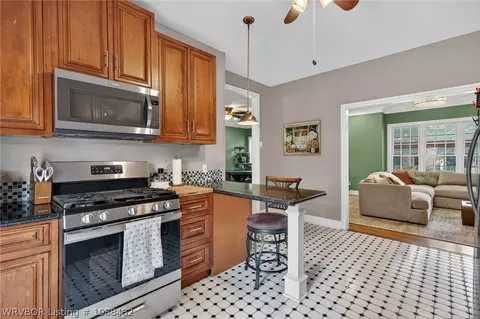 Kitchen - 807 S 26th St, Fort Smith, AR 72901 photo 4 of 5