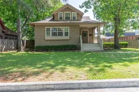 Exterior - 807 S 26th St, Fort Smith, AR 72901 photo 3 of 13