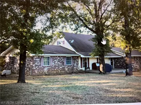34151 Ridge Rd, Poteau, OK 74953