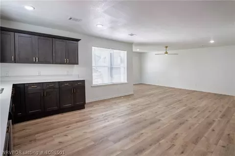 Living - 1220 N 37 St, Fort Smith, AR 72904 photo 1 of 4