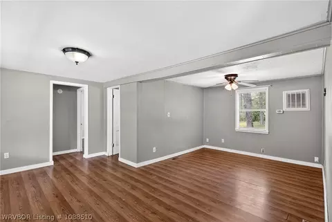 Living - 908 E 1st St, Hartford, AR 72938 photo 1 of 4