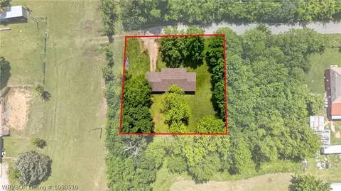 View/Area - 908 E 1st St, Hartford, AR 72938 photo 1 of 2