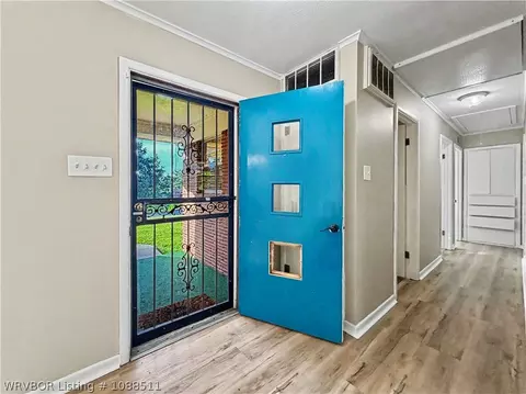 Entry Way - 5820 Chippewa, Fort Smith, AR 72904 photo 1 of 2