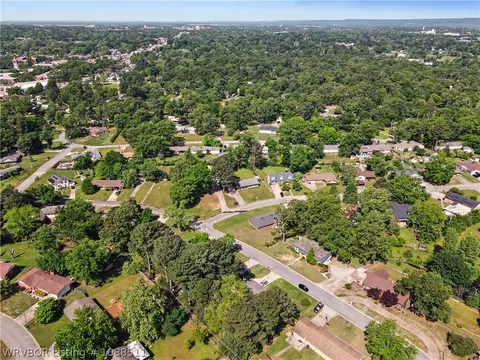View/Area - 5820 Chippewa, Fort Smith, AR 72904 photo 2 of 7