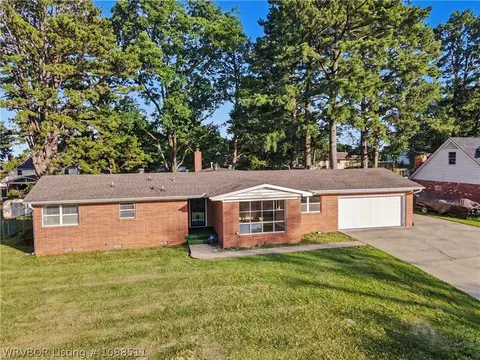 5820 Chippewa, Fort Smith, AR 72904