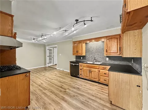 Kitchen - 5820 Chippewa, Fort Smith, AR 72904 photo 1 of 5