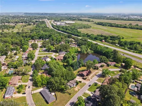 View/Area - 5820 Chippewa, Fort Smith, AR 72904 photo 6 of 7