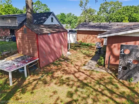 Exterior - 5820 Chippewa, Fort Smith, AR 72904 photo 5 of 6