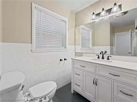 Bath - 5820 Chippewa, Fort Smith, AR 72904 photo 2 of 5